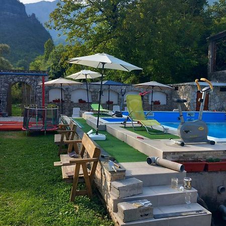 Willa Kuca Za Odmor Sa Bazenom Diva Grabovica Jablanica Zewnętrze zdjęcie